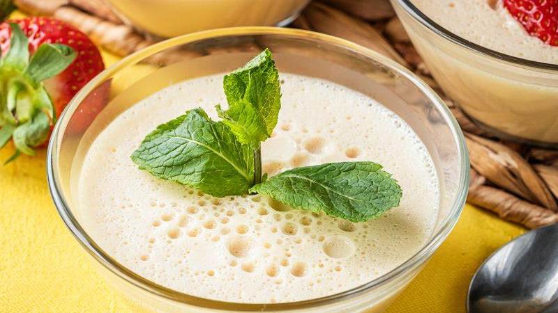 Десерт з ряжанки з желатином: простий рецепт від Євгена Клопотенка