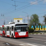 У Луцьку на Провідну неділю курсуватиме більше транспорту на кладовище