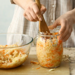 Хрустка і соковита: найкращі способи квашення капусти, які ніколи не підводять