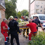 У місті на Волині рятувальники через вікно потрапили до квартири, щоб врятувати пенсіонерку