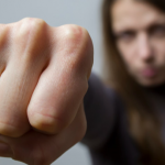 Конфлікт спалахнув через собаку: на Волині жінка вдарила велосипедиста