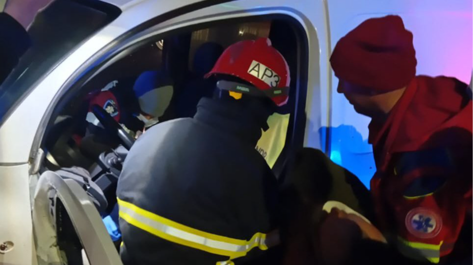 Аварія біля Луцька: постраждалого водія деблокували рятувальники