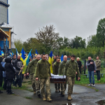 У громаді на Волині попрощалися із загиблим Героєм Олегом Ющуком