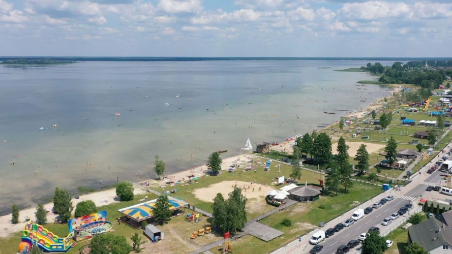 На пляжах Світязя і на блокпостах роздають повістки: чи будуть це робити надалі