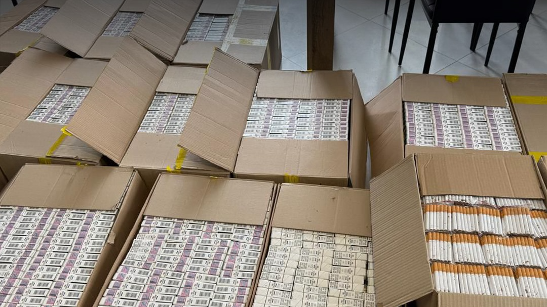 У таборі під Луцьком облаштували підпільну фабрику сигарет: що відомо