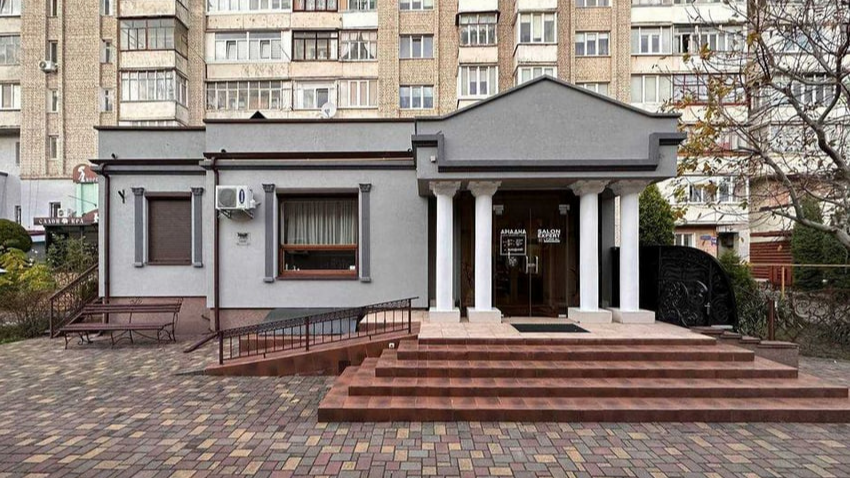 У Луцьку продають популярний салон краси за майже мільйон доларів