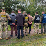 На Волині інспектора поліції засудили за спробу вивезення ухилянта за 8000 доларів