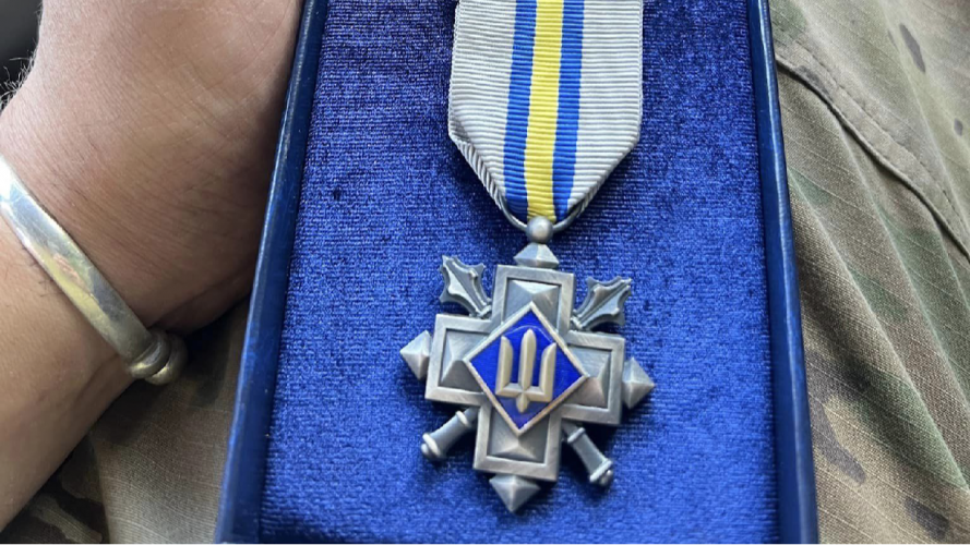 Воїн з Волині отримав «Срібний хрест» від Головнокомандувача ЗСУ