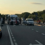 На Волині мотоцикл врізався в авто: 22-річний водій двоколісного отримав важкі травми