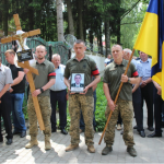 Життя обірвалося внаслідок поранень: у Луцькій громаді в останню путь провели Героя Дмитра Свириденка