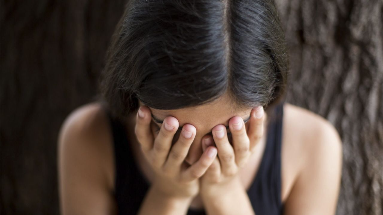 «Запросив на чай»: на Волині неповнолітній хлопець вчинив насильство над дівчиною