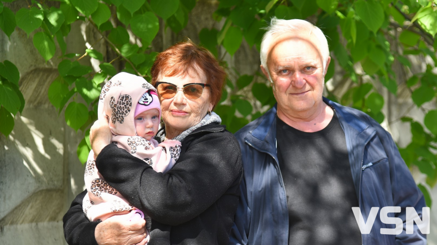 Син у Миколаєві пішов в тероборону, а рідні з немовлям втекли від війни на Волинь