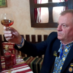 Луцький медовар, чий питний мед визнано найкращим у світі, розповів про свій рецепт