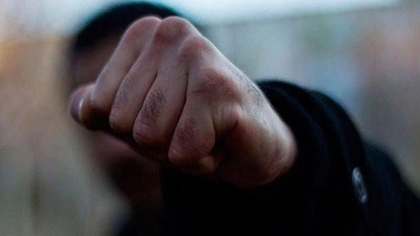 У Луцьку неповнолітнього засудили до 5 років ув'язнення за тяжке побиття чоловіка