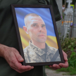 На Волині попрощалися з 43-річним військовослужбовцем Сергієм Остапуком