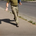 У Луцьку під час рейду ножем поранили працівника ТЦК. Відео