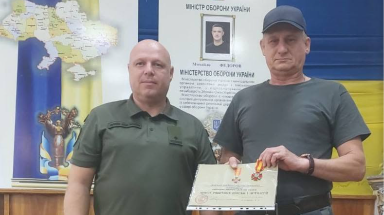 Ветерана 14-ї ОМБр нагородили медаллю Міністерства оборони України