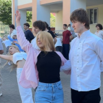 Як у Луцьку готуються до шкільного вальсу випускники - відео