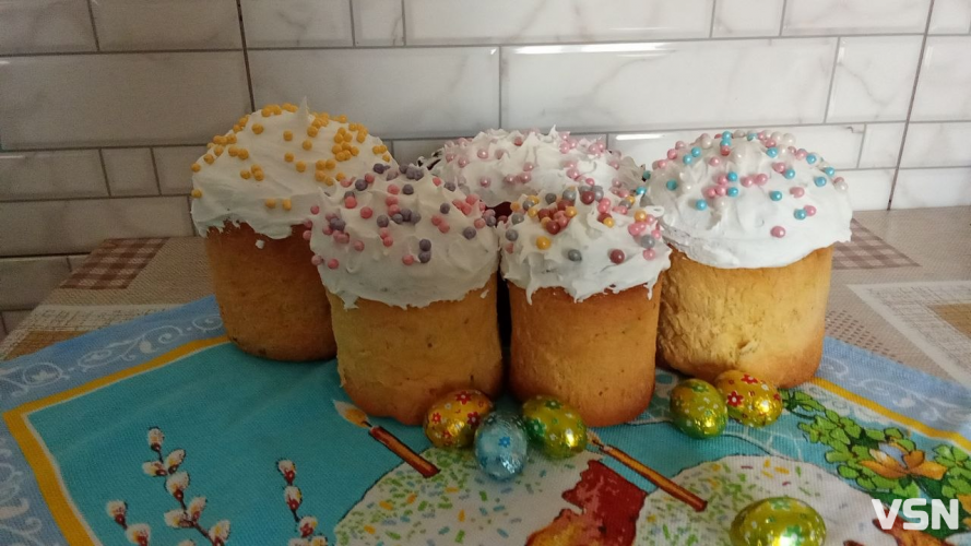 Світло зникло, а тісто підійшло: господиня з Волині розповіла, як врятувати паску