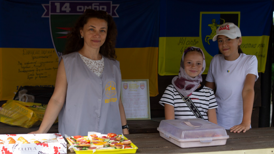 30 авто, дрони та генератори: як у Жидичинському монастирі на Волині збирають допомогу для ЗСУ