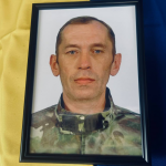 Повернувся додому «на щиті»: у громаді на Волині попрощалися із Героєм Богданом Лехушем