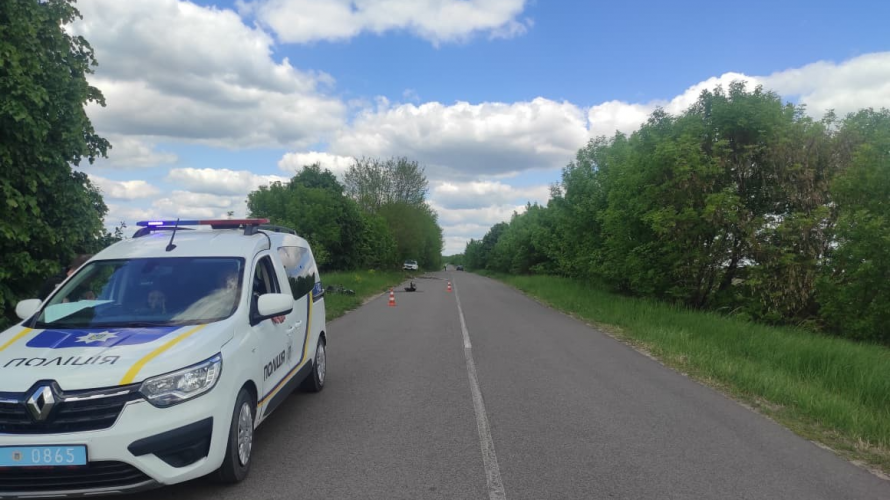 Перелом хребта, гематоми і забої: у ДТП на Волині важко травмувався мотоцикліст