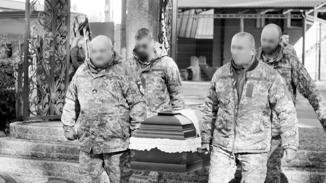 Повернувся додому після довгих місяців невідомості: на Волині поховали Героя Пилипа Климука