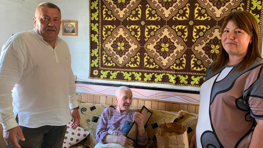 90 років мудрості й родинного тепла: на Волині привітали довгожителя