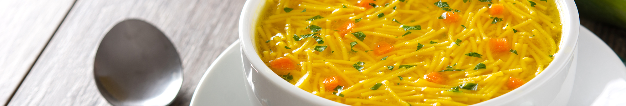 Запам’ятайте раз і назавжди: як довго можна зберігати суп у холодильнику