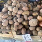 Скільки у Луцьку коштує картопля на ринку