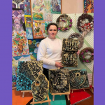 Поєднує педагогічну діяльність із творчістю: вчителька з Луцького району створює картини з речей, що є під руками