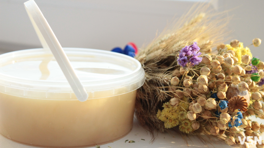 Аптека у вулику: 5 продуктів волинського бджільництва, які рятують від хвороб