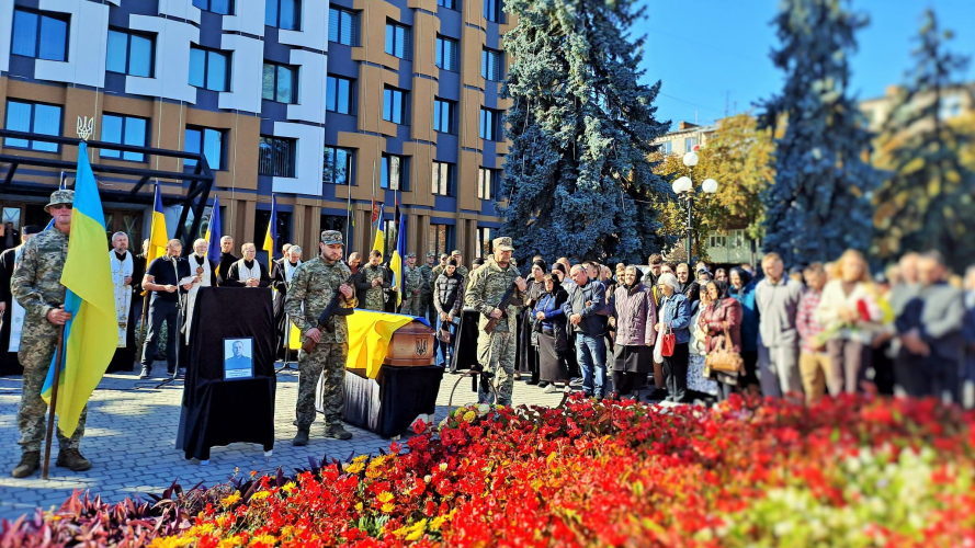 Йому назавжди 37: на Волині попрощалися із полеглим захисником Дмитром Бондаруком