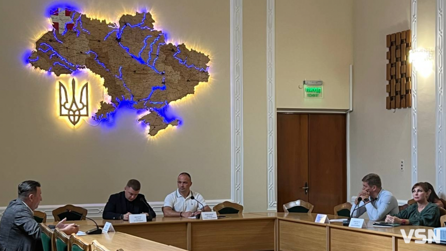 Понад 10 тисяч першокласників і 6 тисяч заяв: як на Волині працює «Пакунок школяра»