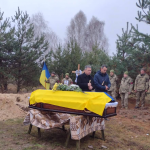 Понад 3,5 роки вважався зниклим безвісти: на Волині попрощалися із Героєм Володимиром Малишенком