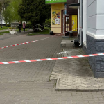 Шматки лежать прямо посеред вулиці: в одному з міст Волині обвалився балкон