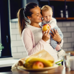 Як змінюється список продуктів із появою немовляти і що мати про запас