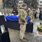 Загинув за три тижні до свого 26-річчя: на Волині в останню земну путь провели Героя Василя Гордіюка