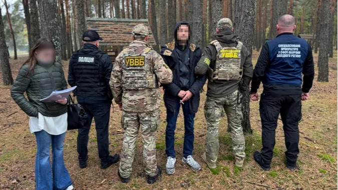 На Волині викрили схему втечі ухилянтів: чоловіків вивозили за кордон «швидкою допомогою»