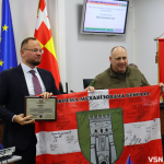 Луцькі депутати та Ігор Поліщук отримали подяку та прапор від 100-ї бригади