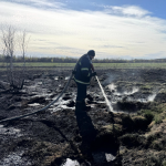 На Волині рятувальники понад 5 годин ліквідовували займання торфу