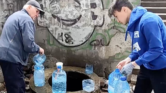 У Луцьку шукають волонтерів, які допоможуть розвозити воду