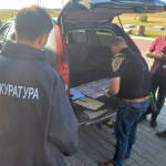 На Волині чиновника спіймали на хабарі