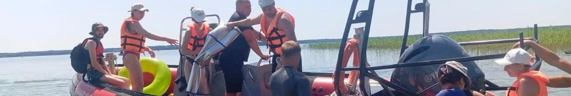 Запливли на острів і не змогли повернутися: на Світязі врятували шістьох відпочивальників
